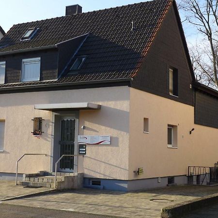 Messe Cgn/Dus Grossraeumige Wohnung In Guter Verkehrslage Leverkusen Exterior foto