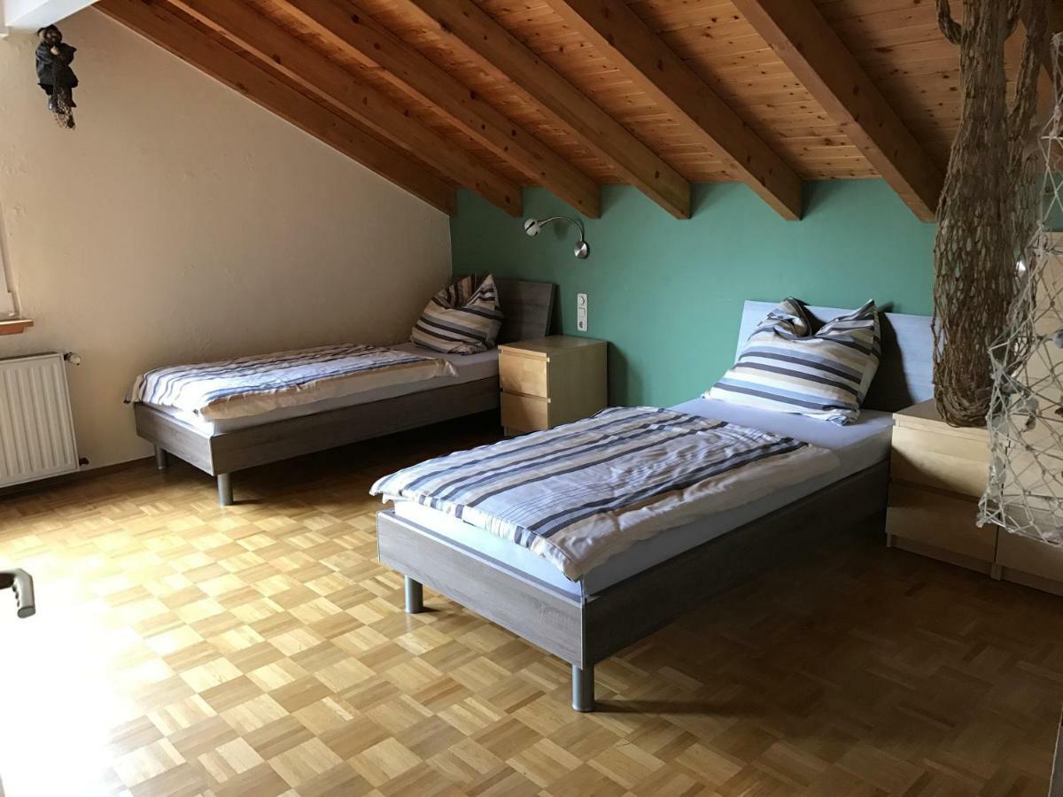Messe Cgn/Dus Grossraeumige Wohnung In Guter Verkehrslage Leverkusen Exterior foto